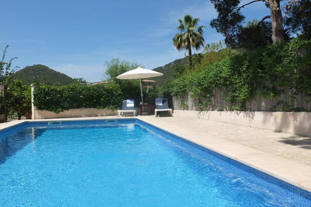 Vakantiehuis Maria, Bonita Casa Con Jardin Y Piscina Privada En *