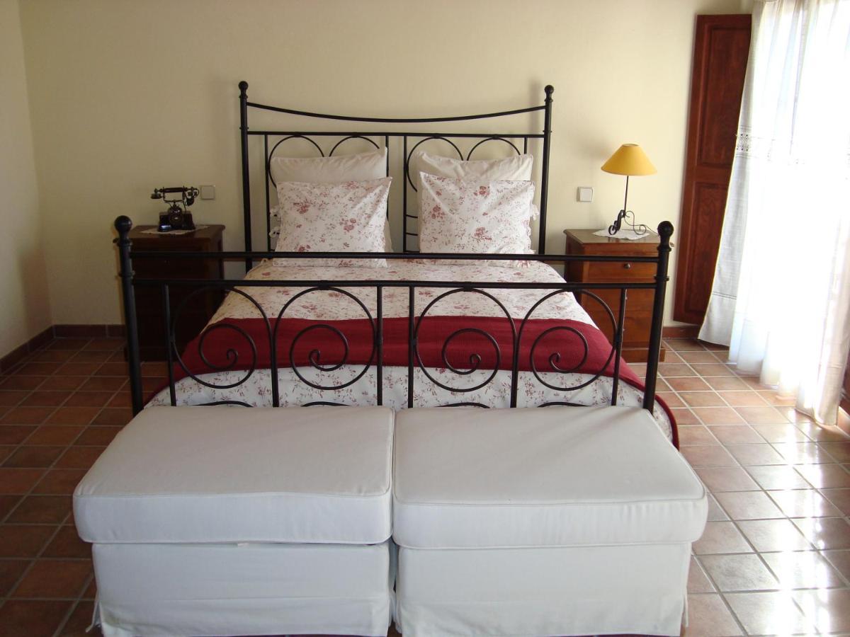 Vakantiehuis Maria, Bonita Casa Con Jardin Y Piscina Privada En Andraitx