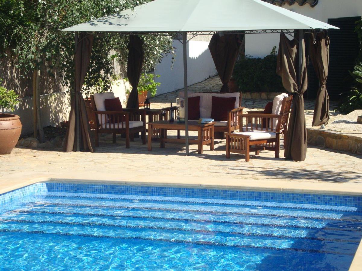 Maria, Bonita Casa Con Jardin Y Piscina Privada En Andraitx